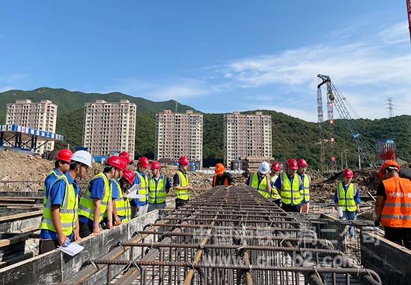 钢筋作业班组长讲解钢筋绑扎及模板加固流程 钢筋作业班组长讲解钢筋绑扎及模板加固流程