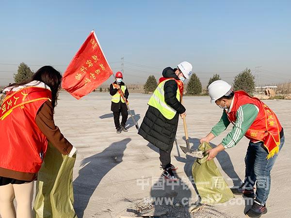 清理残余建筑垃圾 清理残余建筑垃圾
