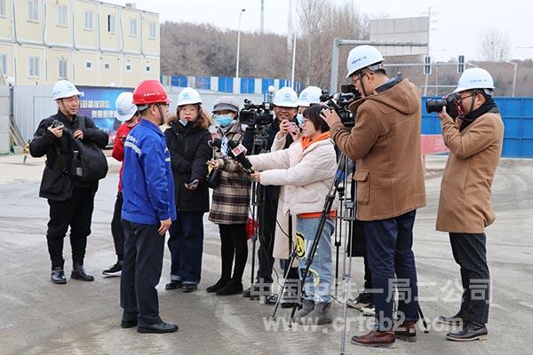 丁书记接受采访 丁书记接受采访