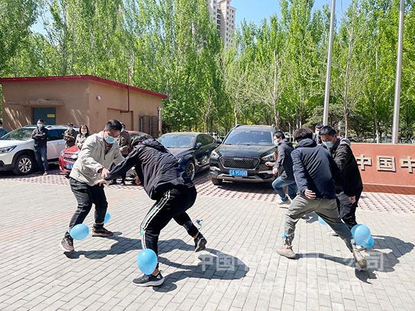 沈阳市元江街快速路项目踩气球 沈阳市元江街快速路项目踩气球