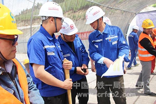 技术方案组制定救人计划 技术方案组制定救人计划