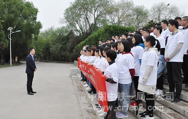二公司工会主席现场讲话 二公司工会主席现场讲话