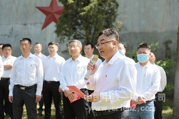中铁一局二公司党委书记、执行董事李永明讲述刘志丹的英雄事迹 中铁一局二公司党委书记、执行董事李永明讲述刘志丹的英雄事迹