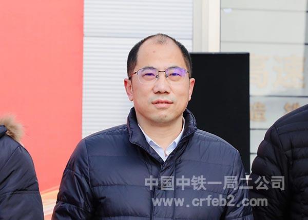 中铁一局副总经理孔凡强出席活动现场 中铁一局副总经理孔凡强出席活动现场