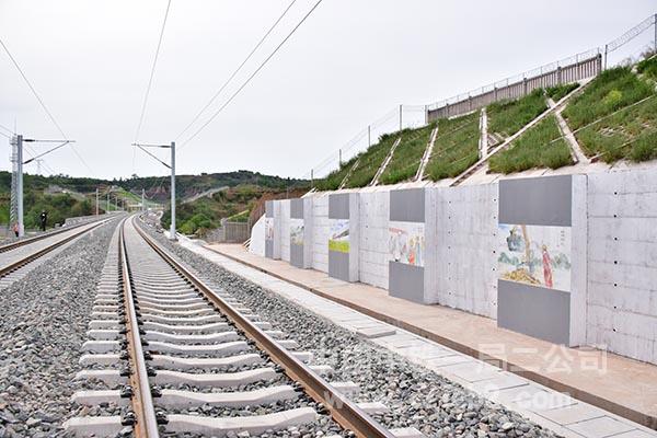 建成后的太焦铁路 建成后的太焦铁路