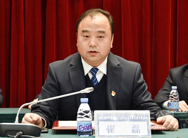 崔磊在表彰大会讲话 崔磊在表彰大会讲话
