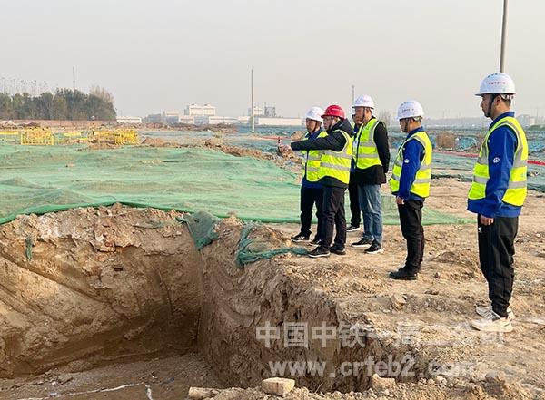 公司党委副书记、纪委书记郭勇到聊城冠州国际陆港项目工地视察 公司党委副书记、纪委书记郭勇到聊城冠州国际陆港项目工地视察
