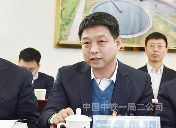 二公司总会计师王小民对公司经营开发工作提出建议 二公司总会计师王小民对公司经营开发工作提出建议